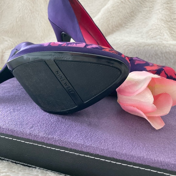 Nine West ‘Rocha’ Satin Purple Floral Heel Sz 10 - Picture 6 of 12